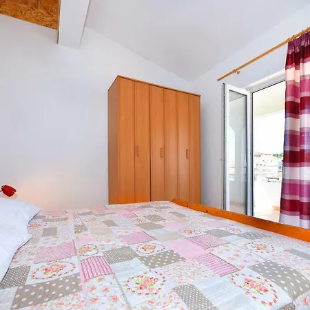 Holiday Palme Croatia Holiday home Sibenik